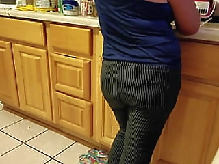 trans hottie with big tits shows her sexy pictures