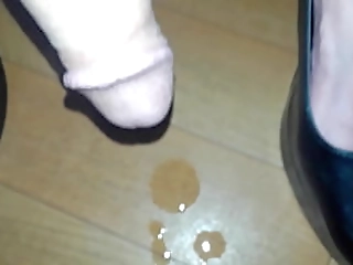 tstvmichellescarlet'_s drippy boiclit and pre cum