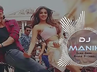 watch ts sabrina in outdoor solo