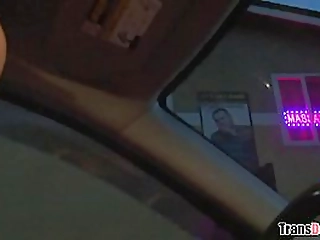 christian xxx picks up a tranny hoe